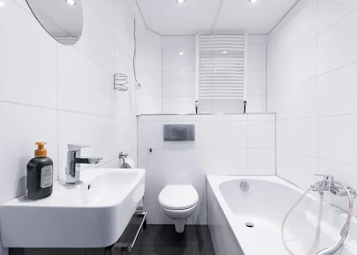 Zentral 1 Sz Kueche, Bad *